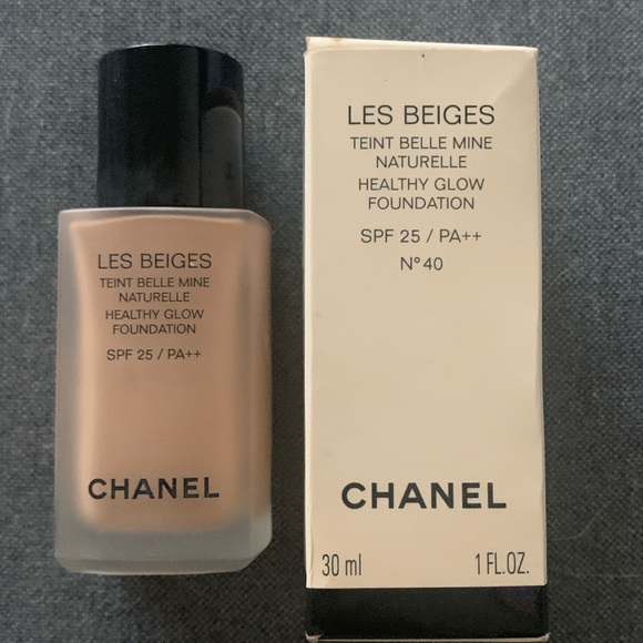 Chanel LES BEIGES
LES BEIGES Healthy Glow Foundation
